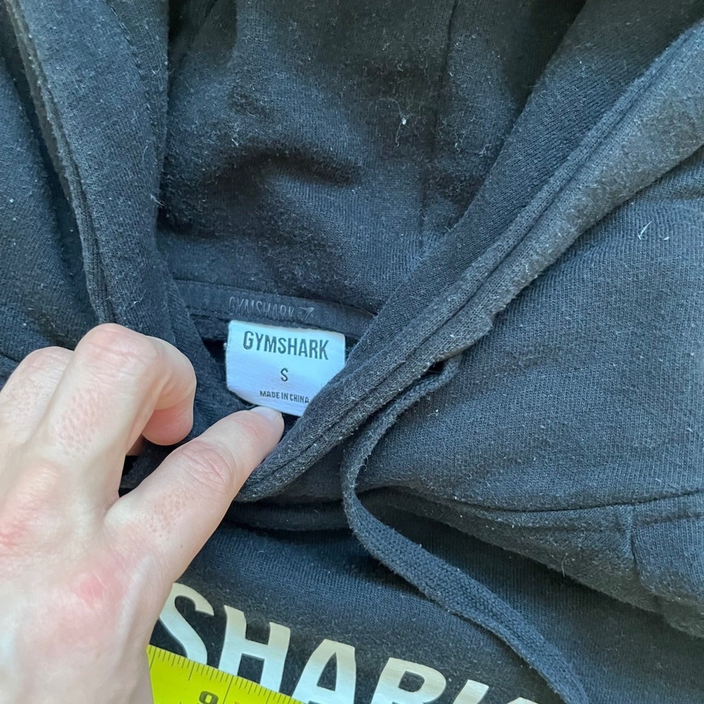 Gymshark Womens Small Black Cropped Hoodie Logo Pullover Sweatshirt - Picture 2 of 6